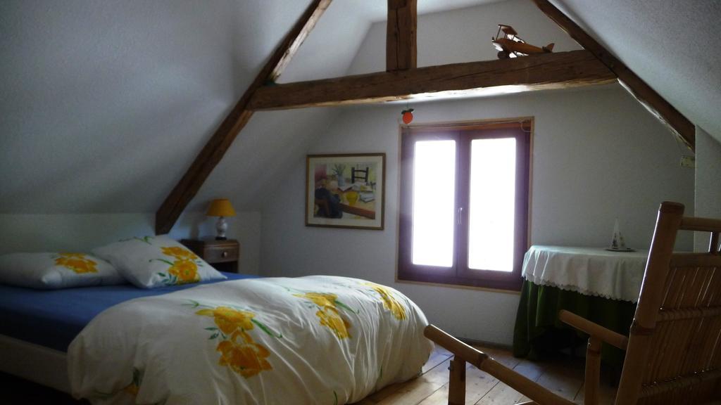 La Chouette A L'Heure Du Pinson Bed and Breakfast Saint-Pierre-d'Entremont  Rum bild